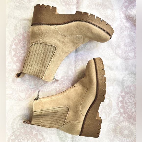 Blondo Demaria Sand Size 7.5 Boots Waterproof Suede Bootie Ankle Knit Collar - Picture 10 of 16